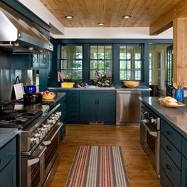 Mountain West Retreat: Kitchen
