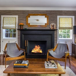 Cozy Living Room in The Hills