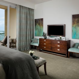 Marco Island Penthouse Guest Room 3 Sitting Area