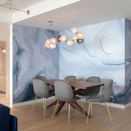 CITY CONDO IN THE SKY