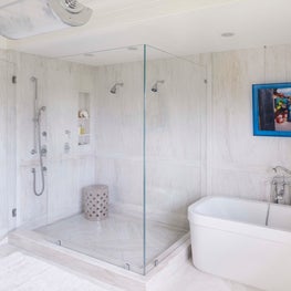Bridgehampton Residence, Master Bathroom