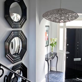 Hyde Park Townhouse: Entry