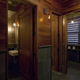 Upstairs Rooftop at the Kimberly Hotel, View of Bathroom