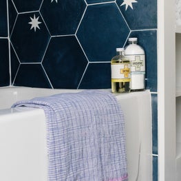 Seaside Cottage - Bathroom