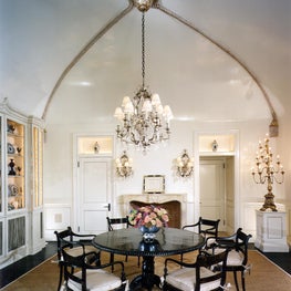 Southampton Waterfront Estate Vaulted ceiling with Gilded plaster rope detail