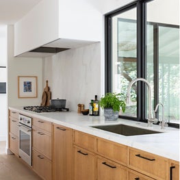 BEVERLY HILLS MODERN