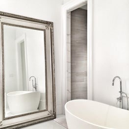 Bathroom / Contemporary bathroom in traditional renovation