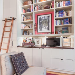 Yorkville Bohemian Garden Apartment