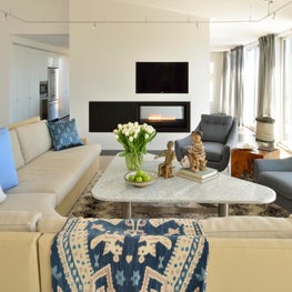 Bright, dunes Living room