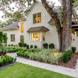 Cottage on the Corner 