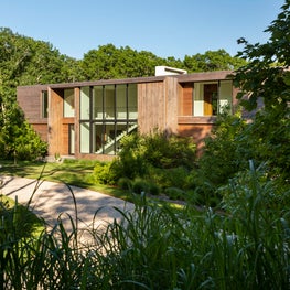 Old Sag Harbor Road Front View