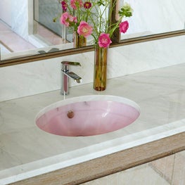 Master Bathroom - Downtown Triplex Apartment