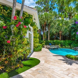 Palm Beach Tropical Paradise Patio