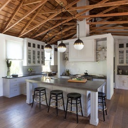 1930S CHURCH HOME REVIVAL