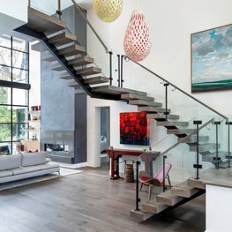 Portfolio: Floating staircase with mid-century modern accents