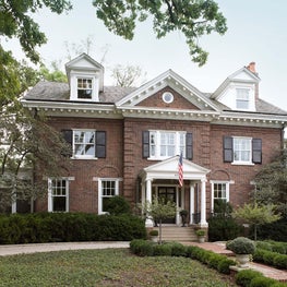 Classic Northshore Home