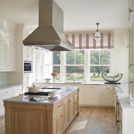 Greenwich townhouse, modern kitchen with a spacious work island