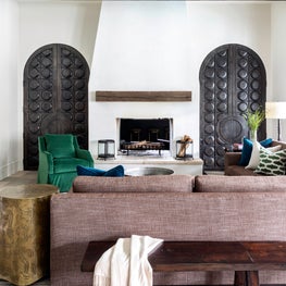 Portfolio: Spanish-style living room with earthy accents and neutral tones