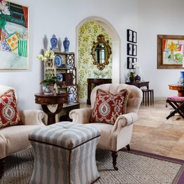 This traditional design has a colorful eclectic twist.