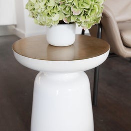 Central London show flat apartment aimed at 1st time buyers 