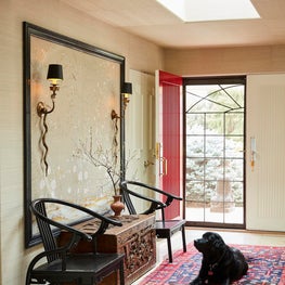 Asian-Modern Entryway