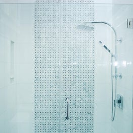 Black and White Shower Feature Wall 
