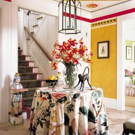 A contrasting ceiling and wall color will create an impressive space.