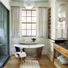 Master Bath  Architecture by Spitzmiller & Norris Interiors by Teri Duffy 