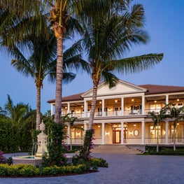 A classical Tropical Georgian facade in Palm Beach