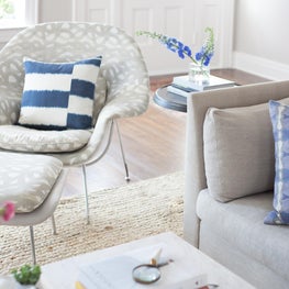 Family Room - Womb Chair - Nashville, TN 