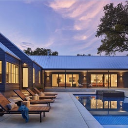 Relaxing Modern Poolside Retreat - Bull Creek Residence, Austin, TX 