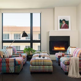 Silicon Valley Pied-a-Terre Living Room