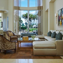 Palm Beach Getaway Living Room - Annie Santulli Interior Design