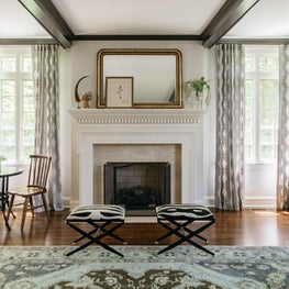 Classic family friendly living room