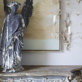 Strand Beach, hallway