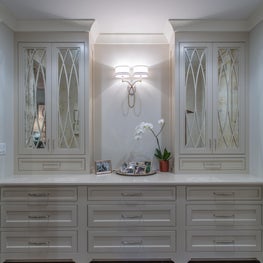 Cottage on the Corner 