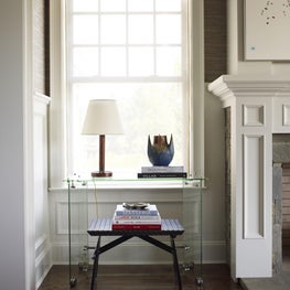 HAMPTON DESIGNER SHOWHOUSE 2011 An art collector's contemporary dining room designed for Hampton Designer Showhouse 2011. 