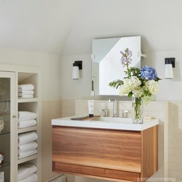 Concord Luxury Spa Bath