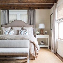 Farmhouse bedroom design