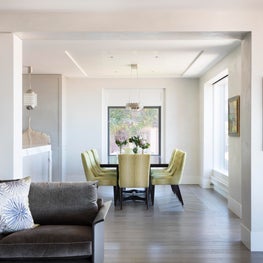  Family Home with a View- Open-Concept Floor Plan