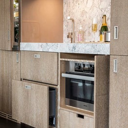 Midtown East Guest Apartment