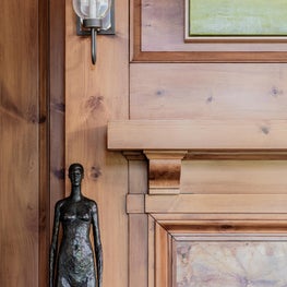 English Tudor, Sculpture