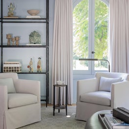 Brookline, Massachusetts Den