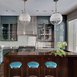 Joralemon Twist, Kitchen and Counter Seating