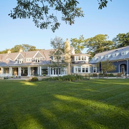 Rambling Shingle Style