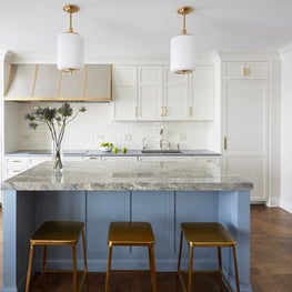 Lakeshore Drive Kitchen