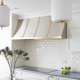 Lakeshore Drive Kitchen