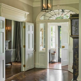 Summer Country House, Entrance Hall