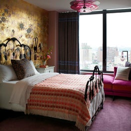 Bedroom - Downtown Triplex 