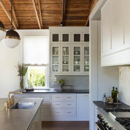 1930S CHURCH HOME REVIVAL